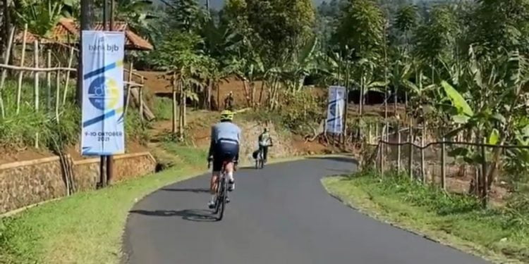 Dukung Pasundan Ride, bjb Siapkan Hadiah Menarik