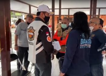 HDCI Bantu Puluhan Ton Bahan Pokok Untuk Korban Erupsi Semeru