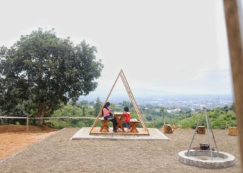 Lembah Tangga 101, Destinasi Wisata Baru di Bandung Timur