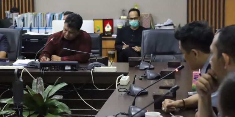 Miliki HGB, Komisi B Perjuangkan Hak Pedagang ITC Kebon Kalapa