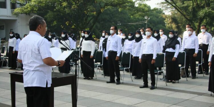 Yana Mulyana Melantik 1.424 Guru PPPK