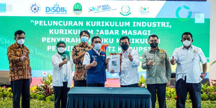 Dedi : Kurikulum Industri, Jabar Masagi, dan Pendidikan Antikorupsi Untuk Pengembangan Karakter