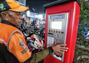 Wajib Tahu! Begini Cara Bayar Parkir di Mesin Elektronik dan Tarifnya