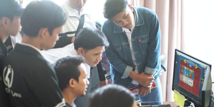 Tingkatkan Bahasa Inggris, Solve Education! Libatkan Gita Wirjawan