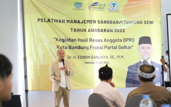 Edwin Senjaya: Pelatihan Manajemen Sanggar dan Lingkung Seni Regol Menambah Skill Produksivitas