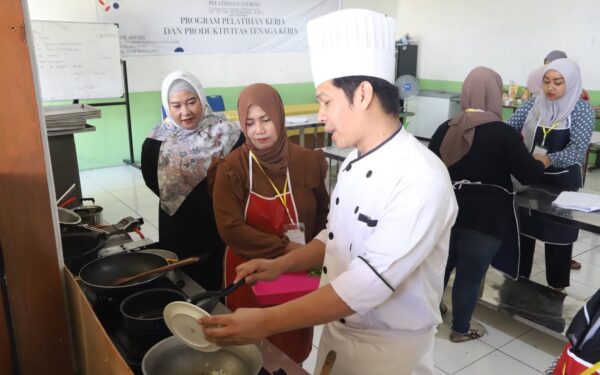 Komisi D Apresiasi Pelatihan Katering Dinaker Kota Bandung