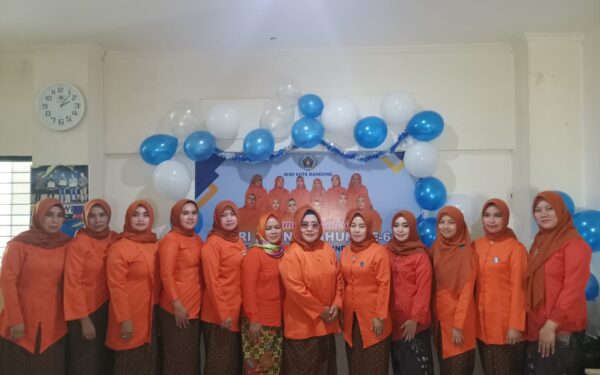 Rayakan HUT IKWI ke -61, Seminar Hingga Potong Tumpeng Serentak