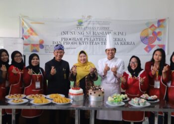 Nunung Nurasiah Tekankan Makna Ketekunan pada Peserta Pelatihan Kerja