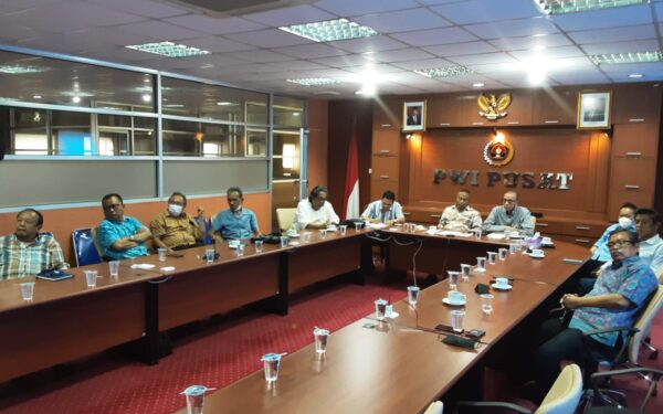 PWI Sumbar Sementara Dipimpin Plt 