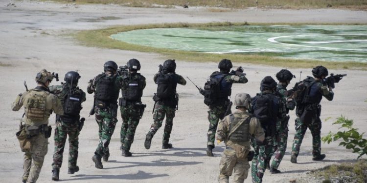 Dankoopssus TNI Tutup Latihan Bersama Pasukan Khusus TNI dan PAT US SOCPAC