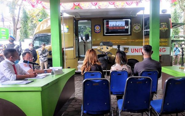Sidang Tipiring On The Road, Satpol PP Ajak Masyarakat Proaktif dan Tertib Sosial