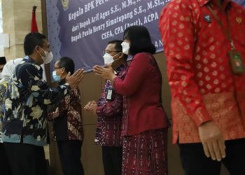 Ketua DPRD Kota Bandung Sambut Paula Simatupang Kepala BPK Jawa Barat Baru