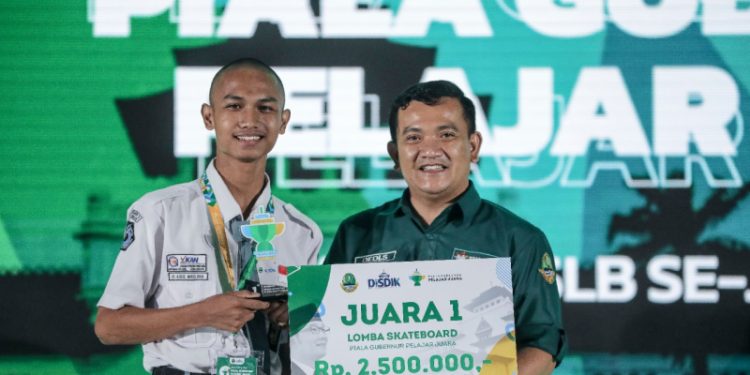 Kadisdik Apresiasi ‘Awarding Day’ Piala Gubernur Pelajar Juara 2022