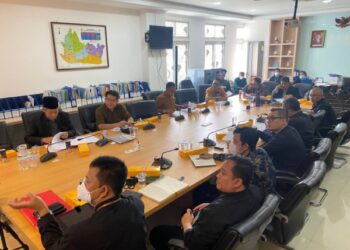 Pansus 8 Lanjutkan Pembahasan Raperda Perubahan Perda No. 2 Tahun 2019