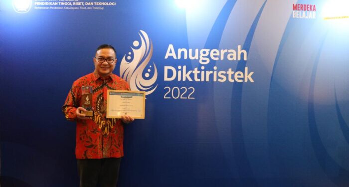 Telkom University Sabet 3 Penghargaan dari Diktiristek