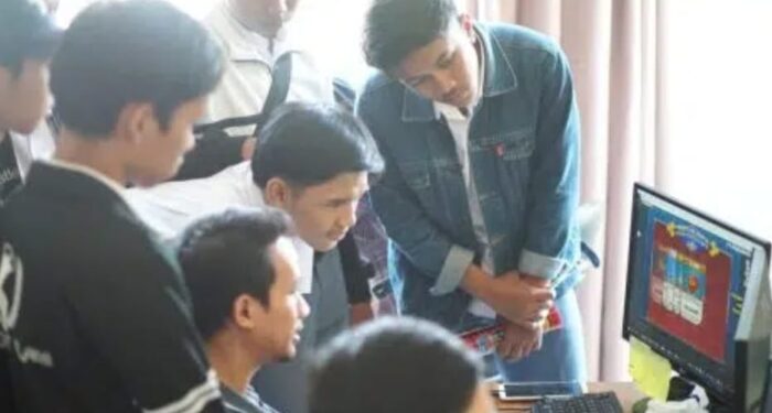 Solve Education Beri Penghargaan Untuk Guru di Semarang