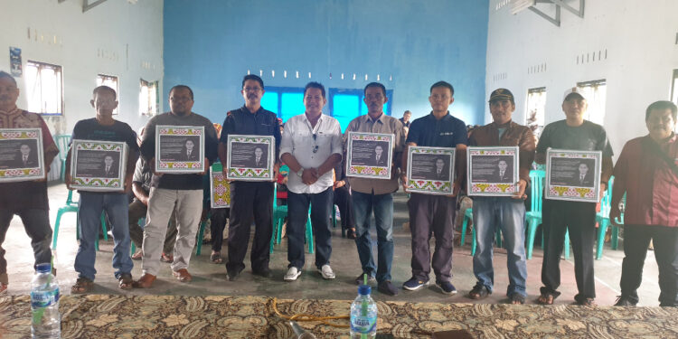 Peduli Lansia, Dadan Tri Yudianto Bagikan Ratusan Sembako