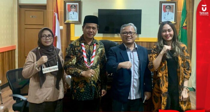 Telkom University Sediakan Beasiswa Bagi Warga Kabupaten Bandung