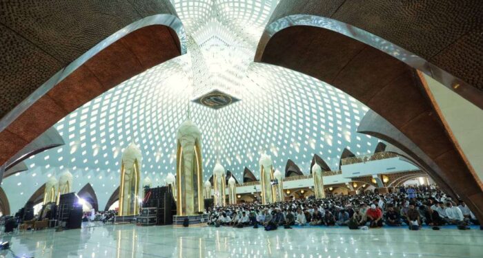 Pembangunan Masjid AL-Jabbar diduga Sarat Korupsi dan KKN