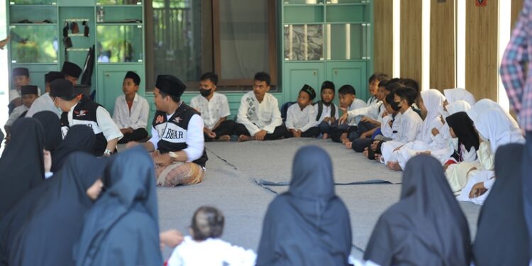 H. Andri Wilman : Harus Keluar dari Zona Nyaman Untuk Peduli Sesama