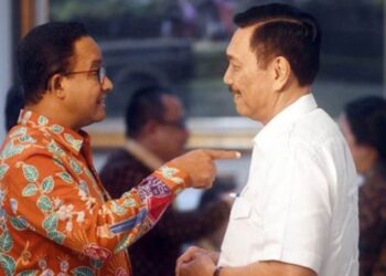Pertarungan Luhut Melawan Anies