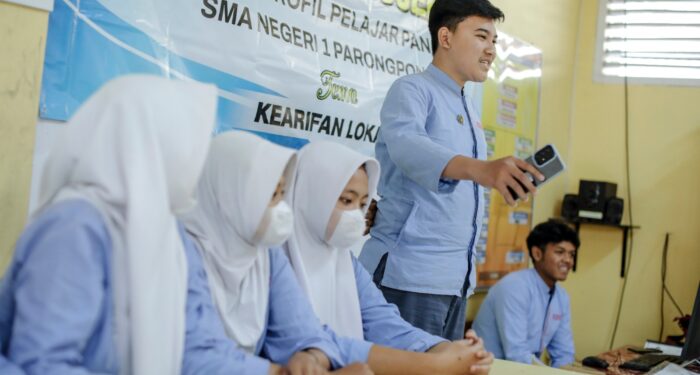 SMAN 1 Parongpong Ajak Siswa Cintai Kearifan Lokal