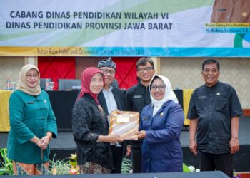 Ini Pesan Yesa di Sertijab 13 Kepala SMA Negeri di Cadisdik Wilayah VI