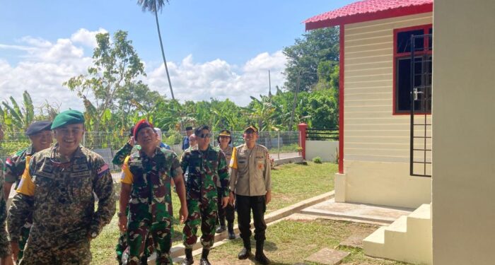 Wadan Kopassus Resmikan Klinik Kesehatan Latgabma Malindo Darsasa