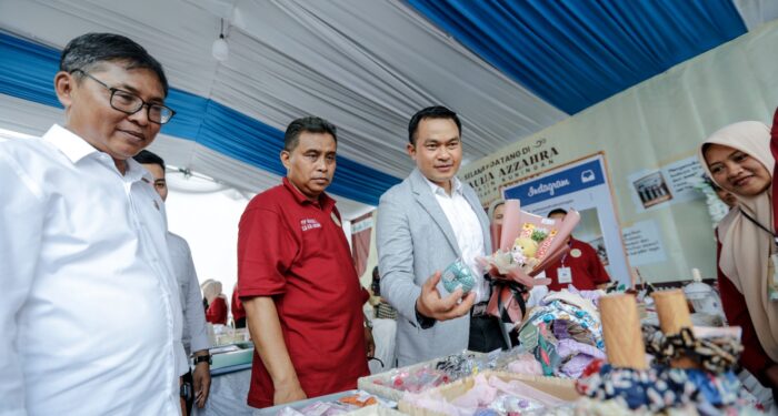 Berikut Karya 3 SLB Yang di Pamerkan di Lapangan Pandapa Kuningan