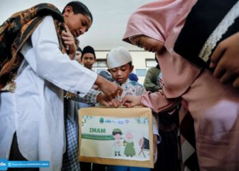 Bantu Sesama, Siswa SLB ABC YPLAB Sisihkan Uang Saku