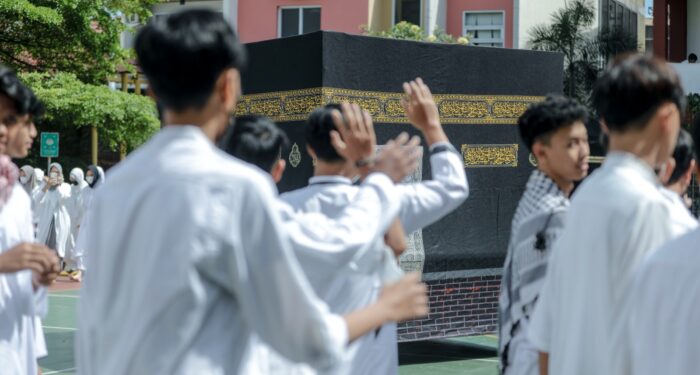 Meski Ramadhan Usai, SmartTren Iqra 3 di SMAN 23 Terus Lanjut