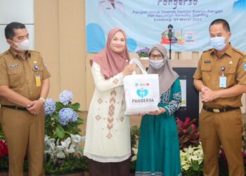 Luncurkan Pangersa, 410 KK Terima Bantuan Pangan