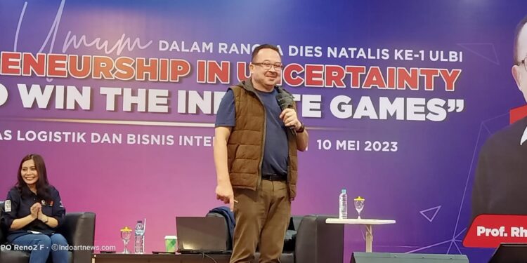 Rhenal Kasali Dorong Anak Muda Tidak Toxic