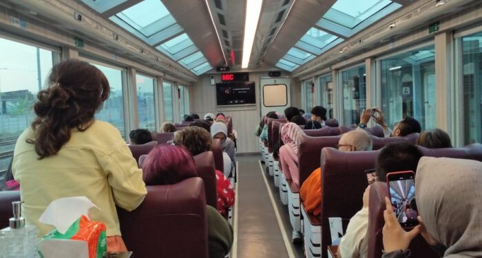 KA Panoramic Tawarkan Sensasi Panorama Pertama di Indonesia