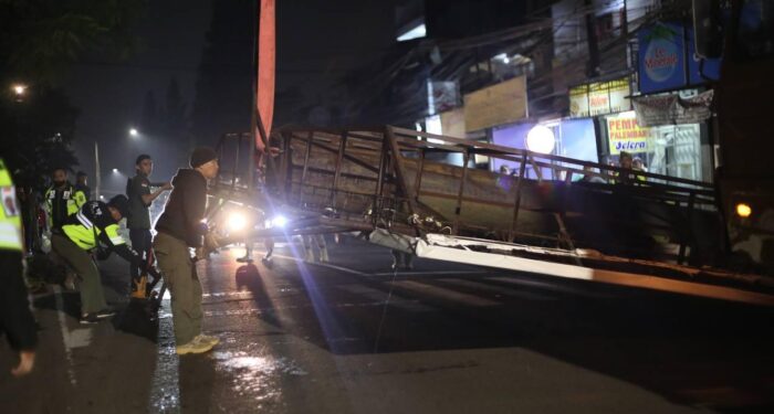Reklame Ilegal Capai 598 Titik di 34 Ruas Jalan Kota Bandung