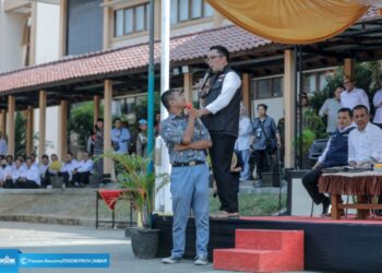 Hadapi Masa Depan, Gubernur Motivasi Siswa SMKN 1 Majalengka