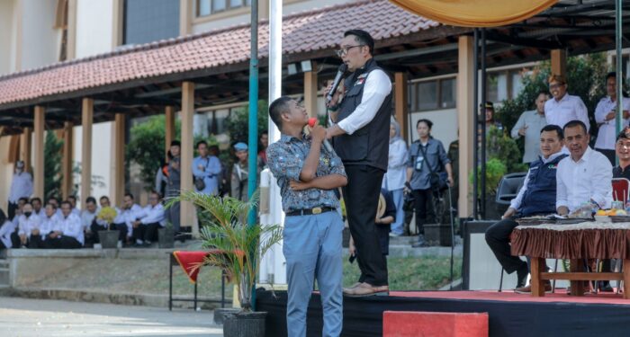 Hadapi Masa Depan, Gubernur Motivasi Siswa SMKN 1 Majalengka