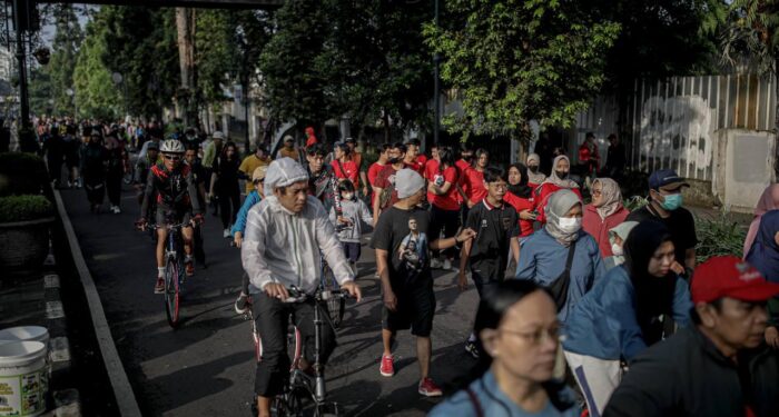 Warga Antusias Sambut CFD Dago