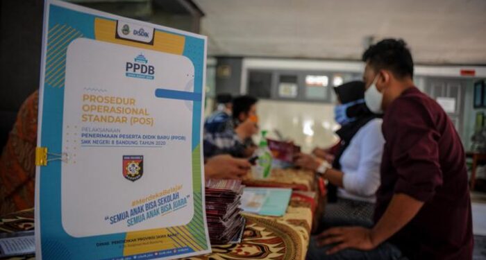 Daftar Ulang Tahap 2 di SMKN 8 Bandung