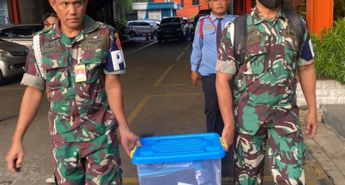 Geledah Kantor Basarnas, Puspom TNI dan KPK Bawa Koper dan Printer