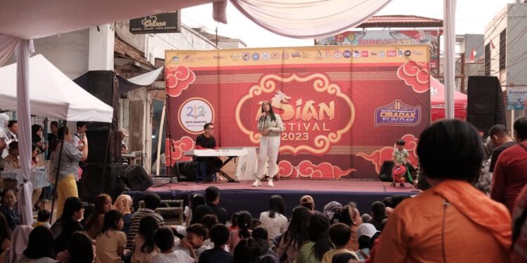 Ribuan Wargi Kota Bandung Serbu Cibadak Funday