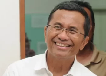 Terlibat Pengadaan LNG PT Pertamina, Karen Agustiawan Sebut Tandatangan Dahlan Iskan