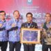 Berhasil Dorong BUMD, Bupati Bandung Sabet BUMD Award 2023