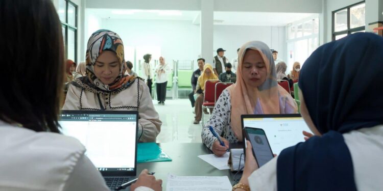 Kunjungi Anjungan Sekedap, Nomor Induk Berusaha Langsung Dapat