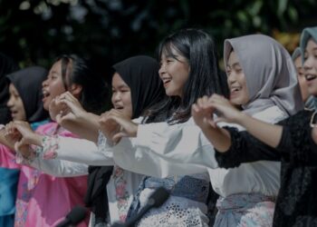 Siswa SMAN 1 Cicalengka Pamerkan Kosrum Berbahan Plastik dan Kertas