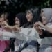 Siswa SMAN 1 Cicalengka Pamerkan Kosrum Berbahan Plastik dan Kertas