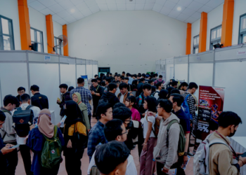 SMKN 2 Bandung Gelar Job Fair 2023, Ribuan Pelamar Tumplek