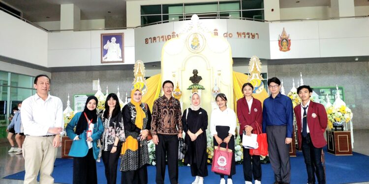 Asah Ketrampilan, USB Ikut Summer Semester di Thailand