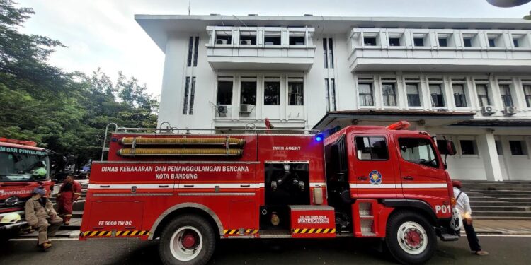 Diskar PB Gercep Cegah Kebakaran ATCS Kota Bandung