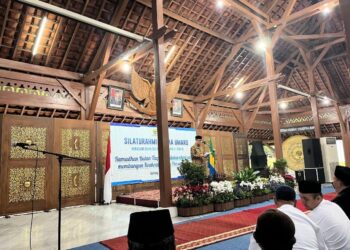 KH Miftah Faridl Ajak Umat Muslim Sambut Puasa dengan Gembira